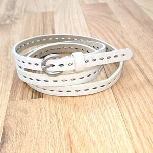 White women's Die-cut Faux Leather Thin Belt Silver Buckle size Large